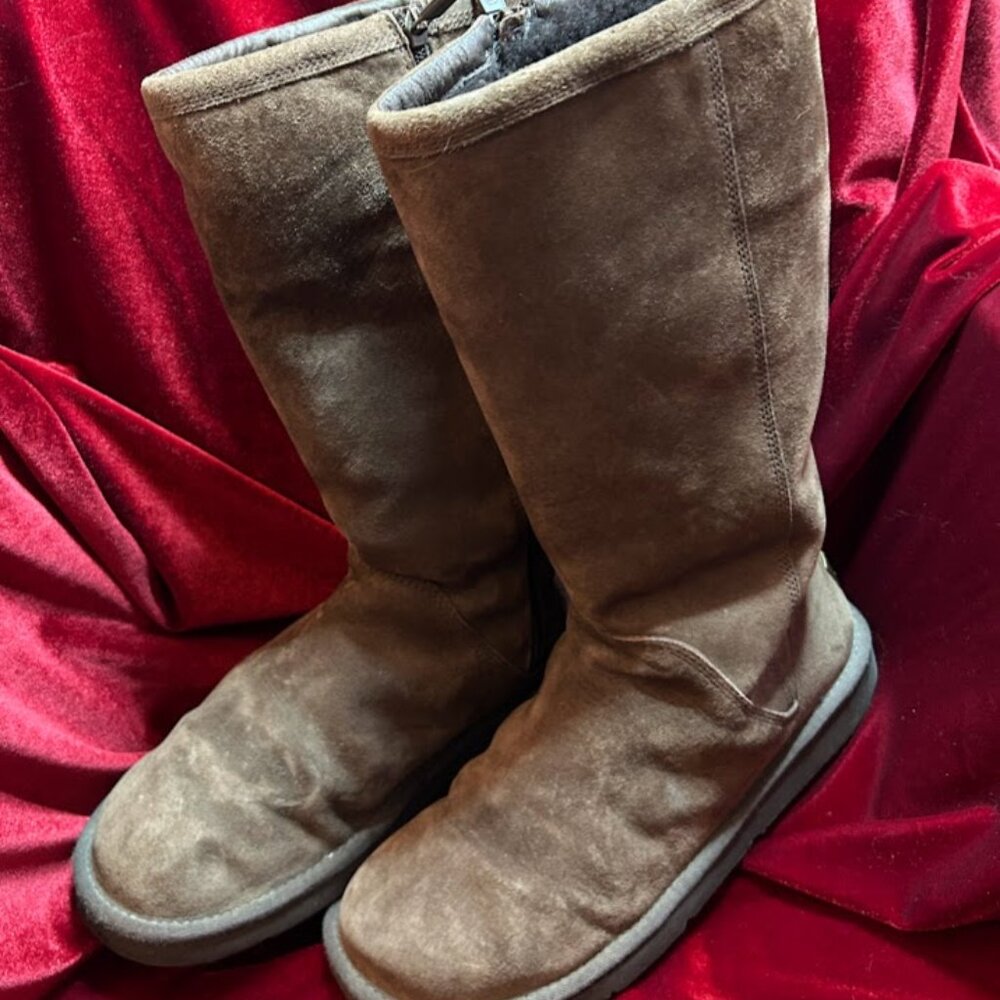UGG high women brown boots with zipper